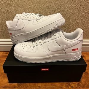Nike Air Force 1 Supreme - Sz 10.5